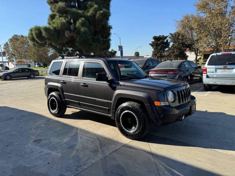 2015 Jeep Patriot Sport photo 5