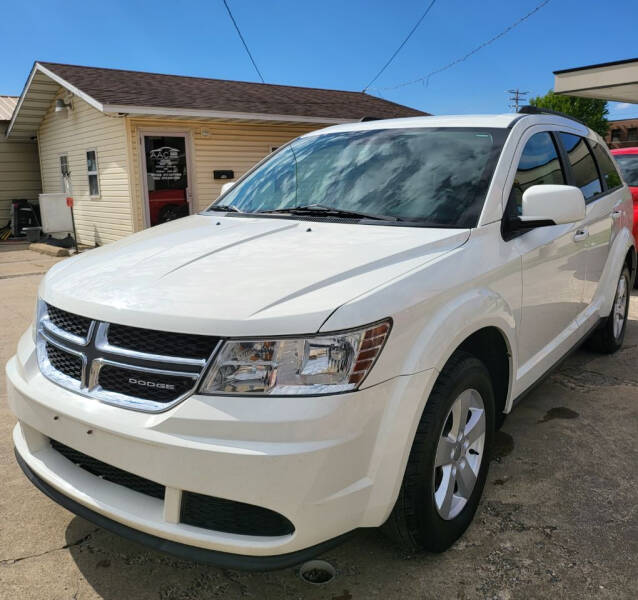 2011 Dodge Journey for sale at Adan Auto Credit in Effingham IL
