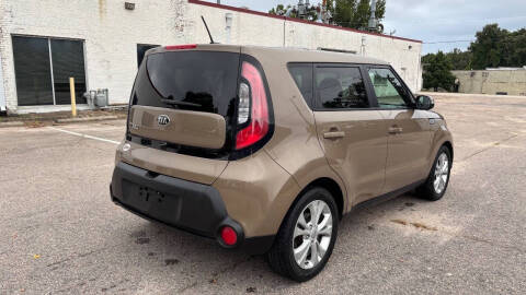 2014 Kia Soul +