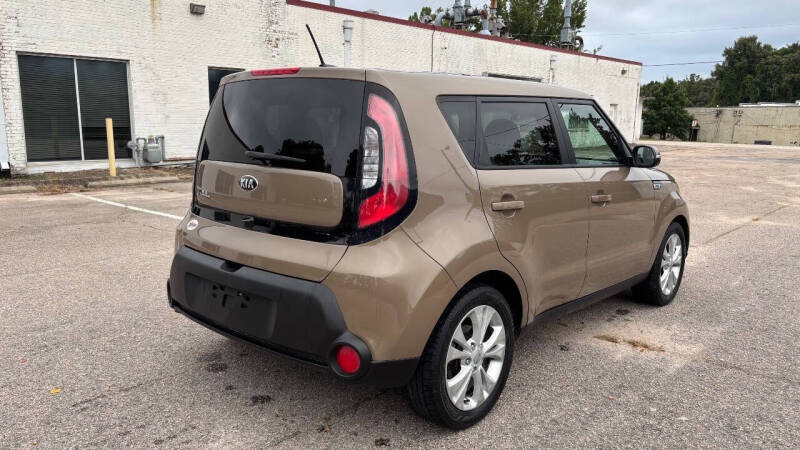 2014 Kia Soul +