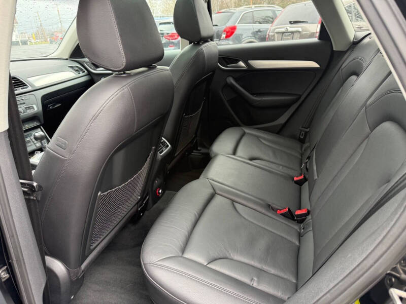 2017 Audi Q3 2.0T Premium Plus