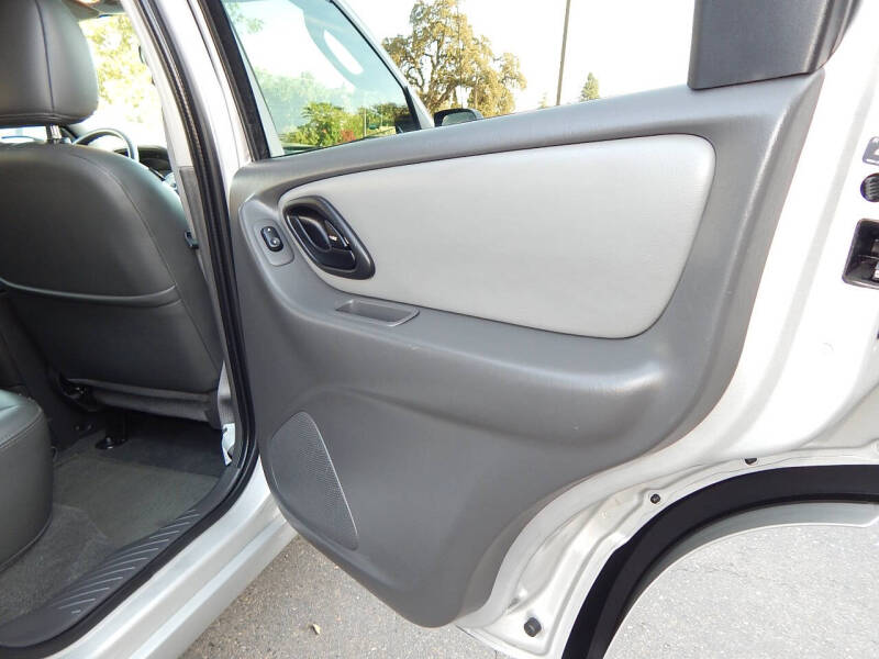 2006 Ford Escape Hybrid