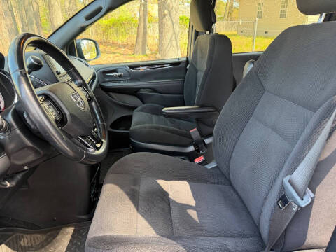 2020 Dodge Grand Caravan SE