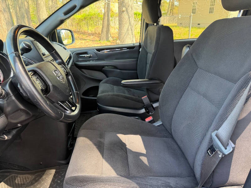2020 Dodge Grand Caravan SE