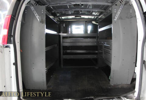 2023 GMC Savana 2500