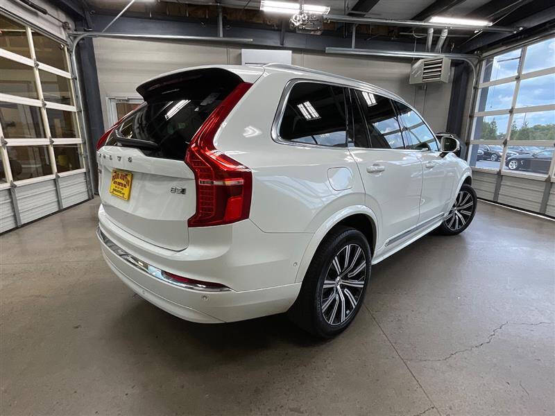 2023 Volvo XC90 B5 Plus Bright Theme