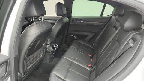 2022 Alfa Romeo Stelvio Sprint