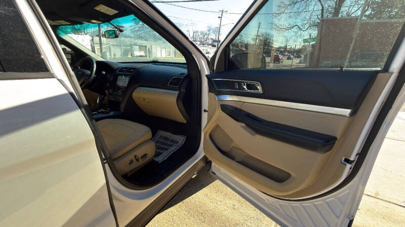 2017 Ford Explorer XLT