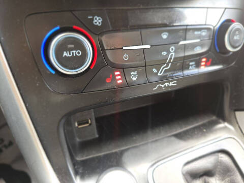 2017 Ford Focus Titanium