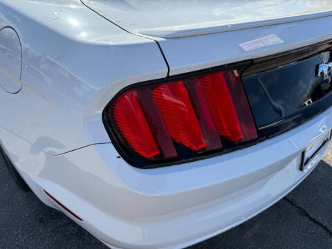 2017 Ford Mustang EcoBoost