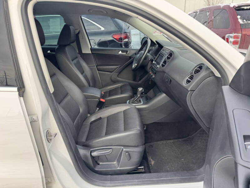 2013 Volkswagen Tiguan S 4Motion