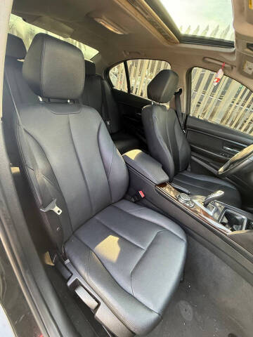 2015 BMW 3 Series 320i xDrive