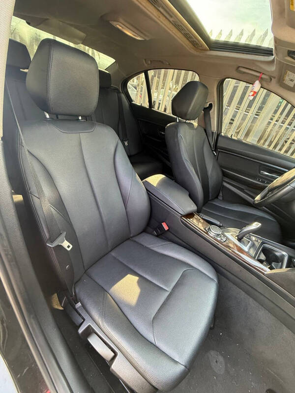 2015 BMW 3 Series 320i xDrive