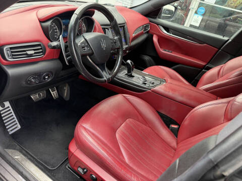 2017 Maserati Levante