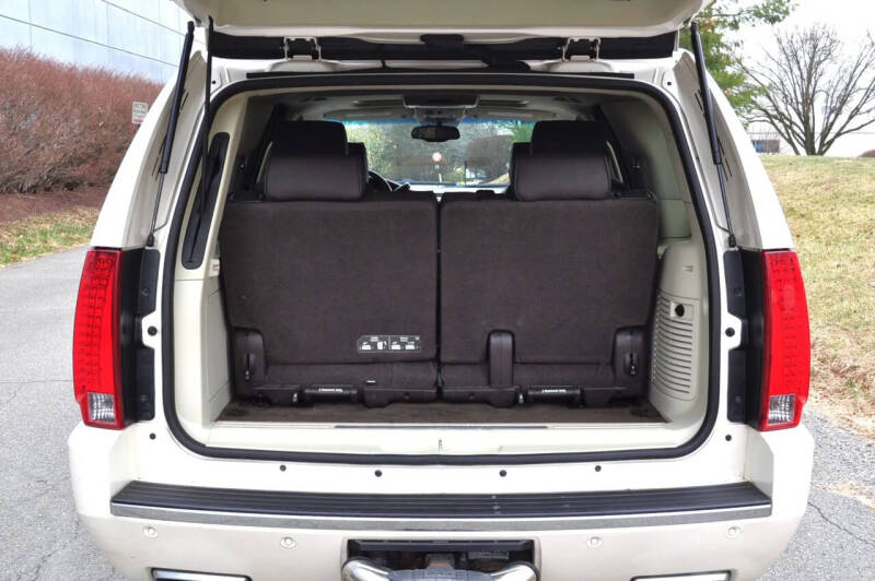 2013 Cadillac Escalade Platinum Edition