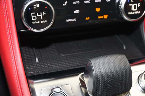 2024 Jaguar F-PACE SVR