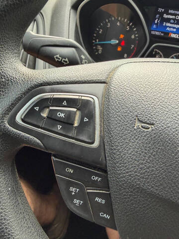 2016 Ford Focus SE