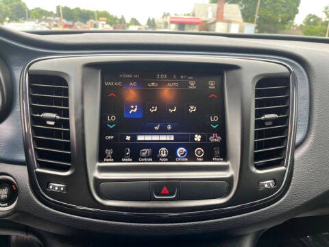 2016 Chrysler 200