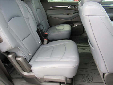 2022 Buick Enclave Essence