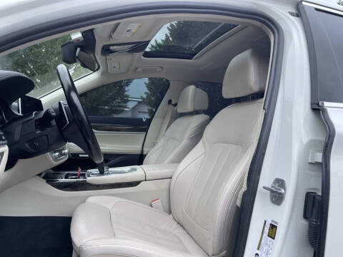 2016 BMW 7 Series 740i