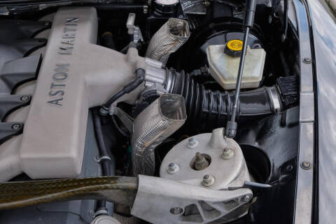 2003 Aston Martin V12 Vanquish