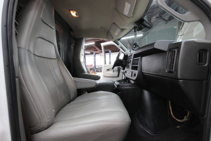 2021 Chevrolet Express 3500