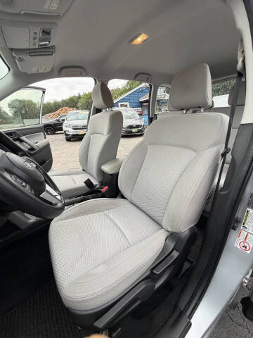 2017 Subaru Forester 2.5i