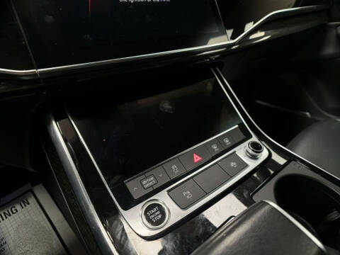 2022 Audi Q7 quattro Premium Plus 55 TFSI