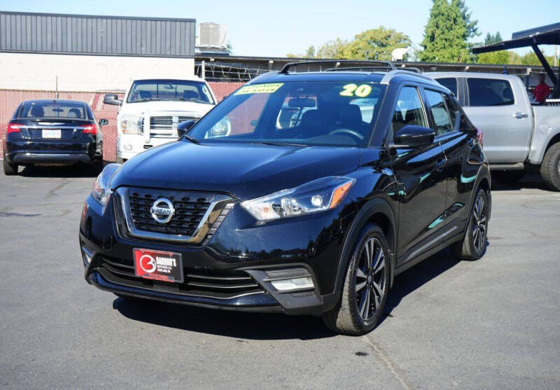 2020 Nissan Kicks SR