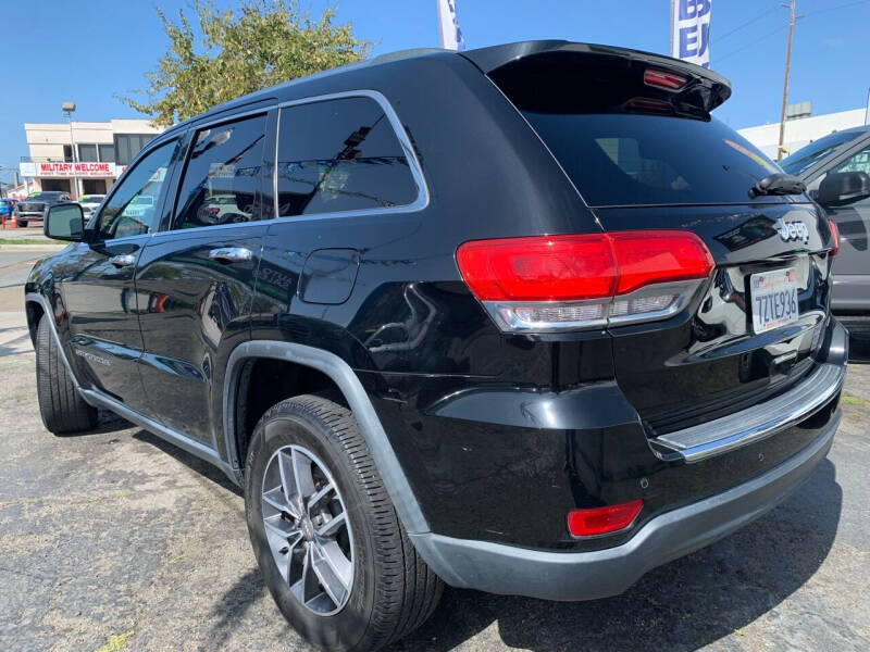 2017 Jeep Grand Cherokee Limited photo 8