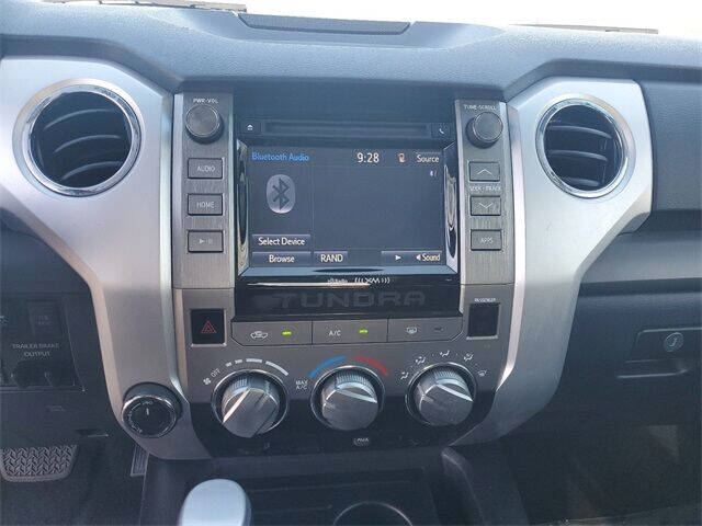 2017 Toyota Tundra SR5