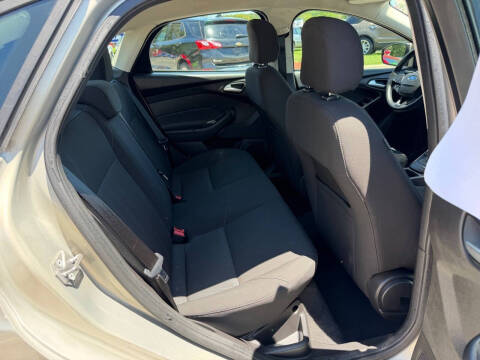 2015 Ford Focus SE
