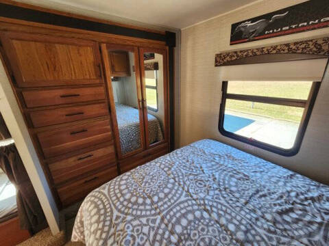 2016 Ford E-Series E-450 SD