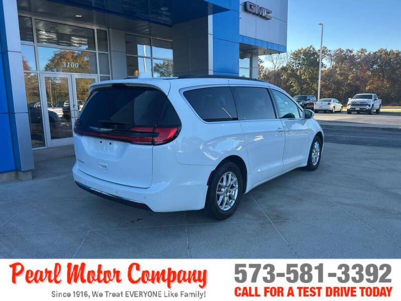 2022 Chrysler Pacifica Touring L