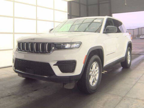 2023 Jeep Grand Cherokee Laredo