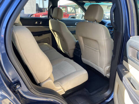 2016 Ford Explorer