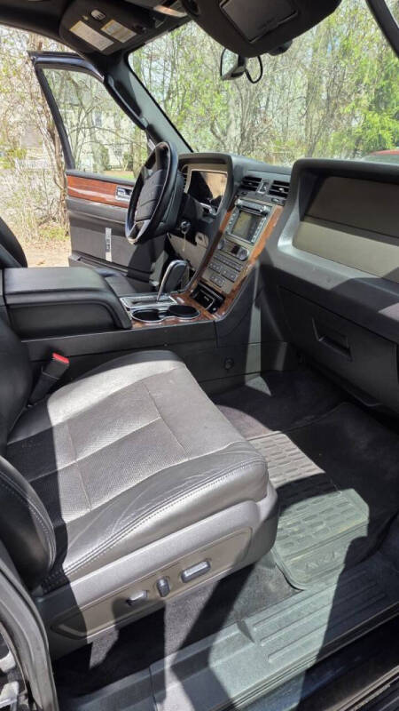2012 Lincoln Navigator