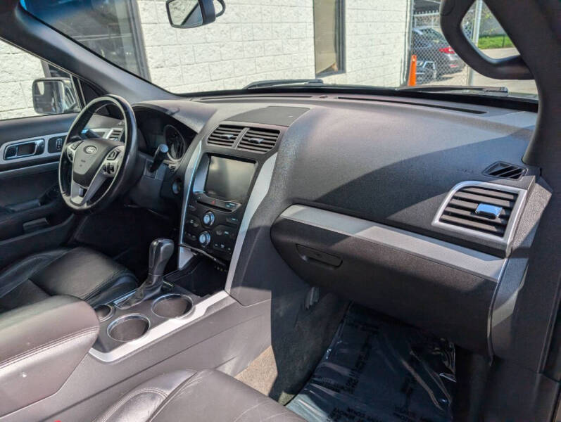 2013 Ford Explorer XLT