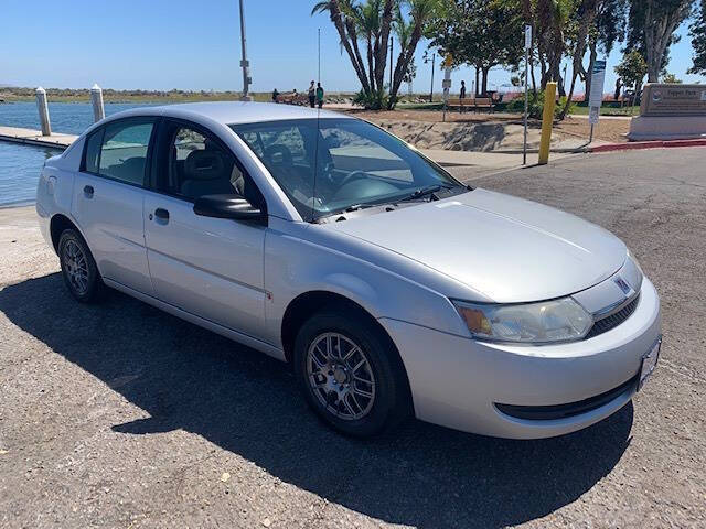 2004 Saturn Ion 1