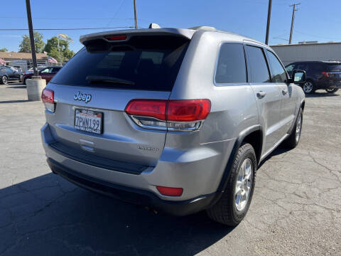 2015 Jeep Grand Cherokee Laredo