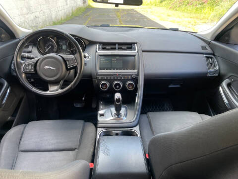 2019 Jaguar E-PACE P250