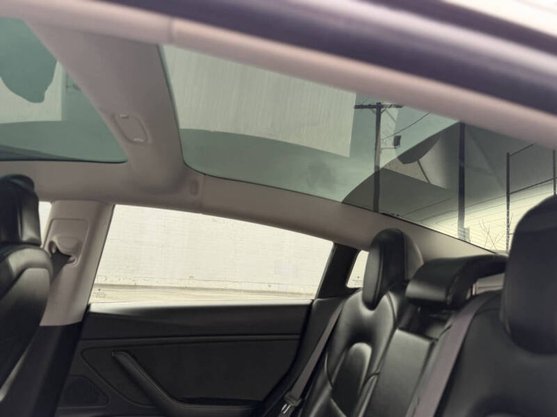 2019 Tesla Model 3 Performance