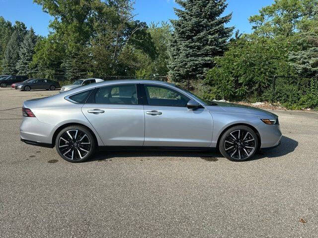 2025 Honda Accord Hybrid Touring