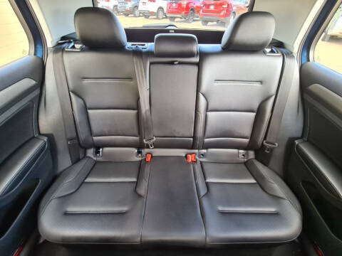 2017 Volkswagen Golf TSI S