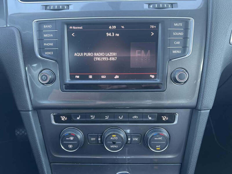 2016 Volkswagen e-Golf SE