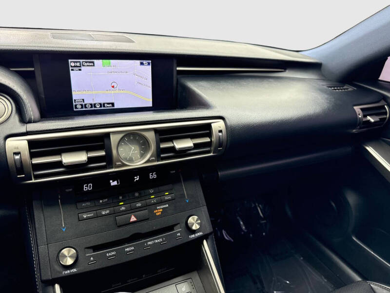 2016 Lexus IS 200t
