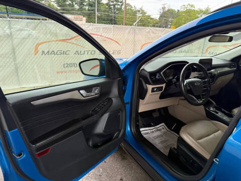 2021 Ford Escape SEL