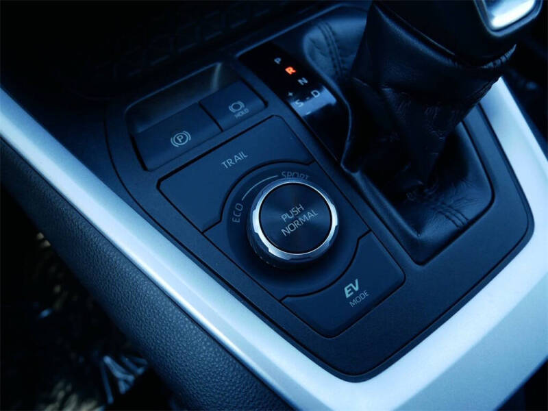 2021 Toyota RAV4 Hybrid XLE Premium