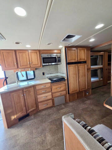 2015 Winnebago Sunstar 35B
