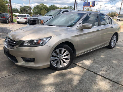 2014 Honda Accord for sale at SW AUTO LLC in Lafayette LA